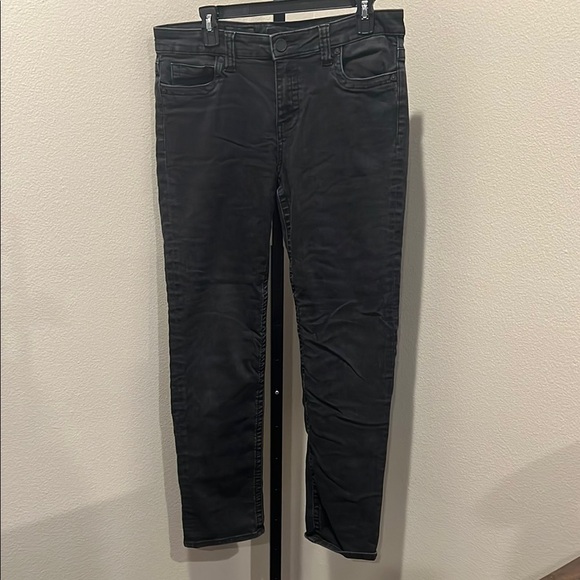 Stylish Black Straight Leg Jeans - Picture 1 of 4